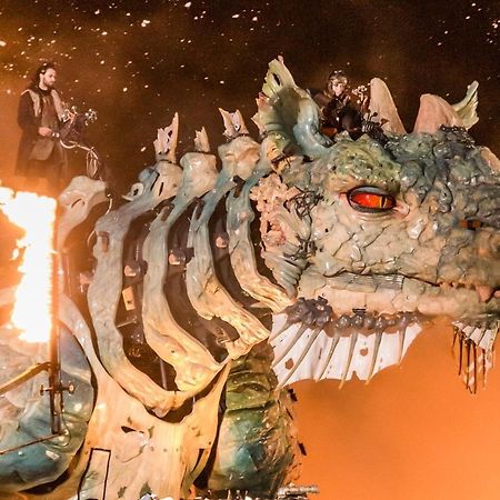 Lazur Du Dragon Calais Exterior photo
